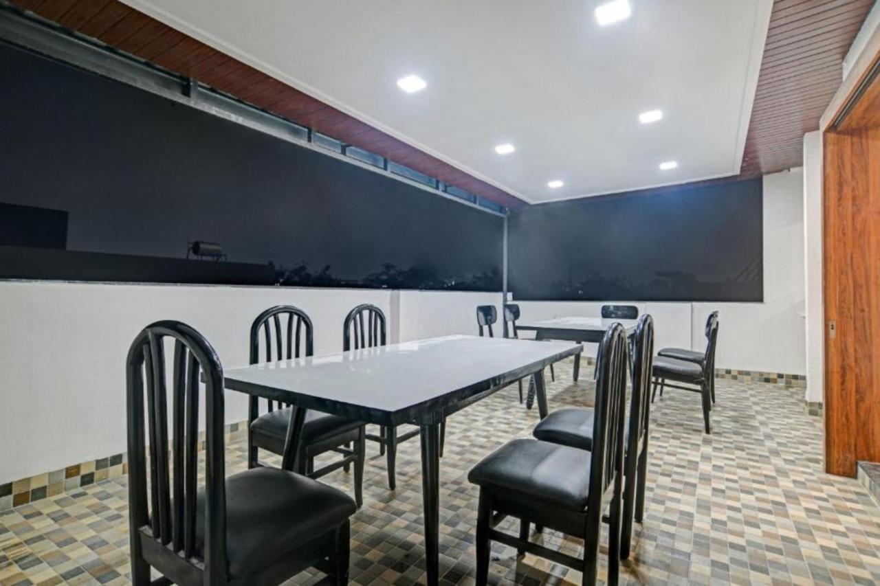 Aceotel Inn Flamingo Indore Luaran gambar
